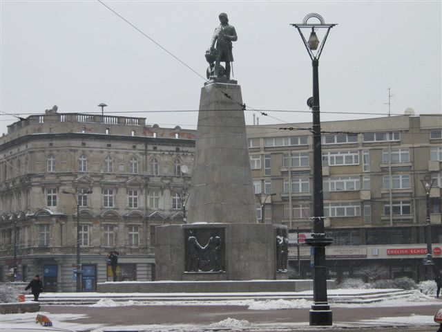 Een vooroorlogs monument